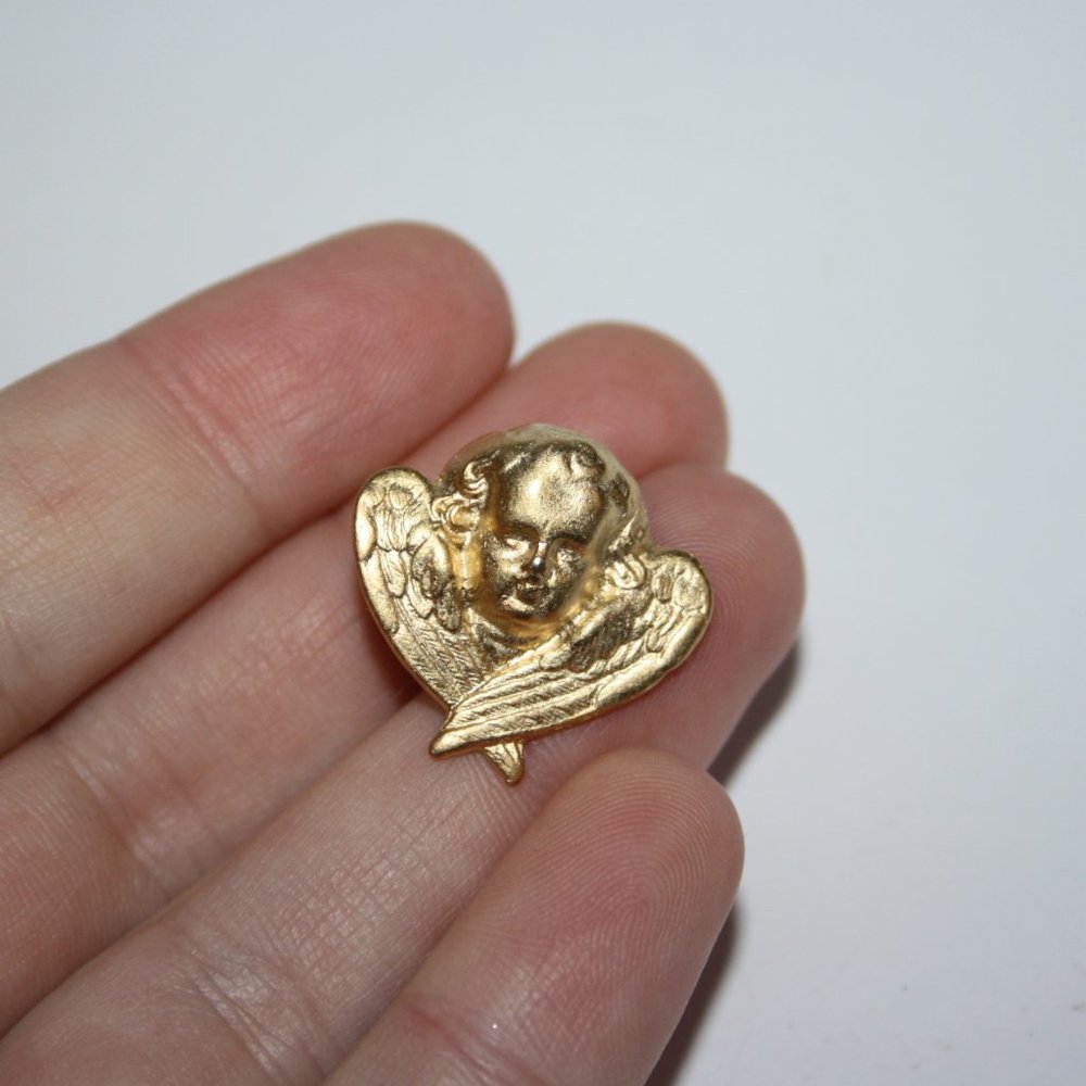 👼✨ Vintage Gold Cherub Tie Pin (1") - Picture 4 of 5